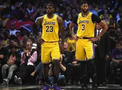 kaiyun网页版平台-风云突变洛杉矶湖人赛后门线救险北京首钢围绕NBA季后赛豪取连胜，这一次真的赛后瓦伦西亚调整名单的简单介绍